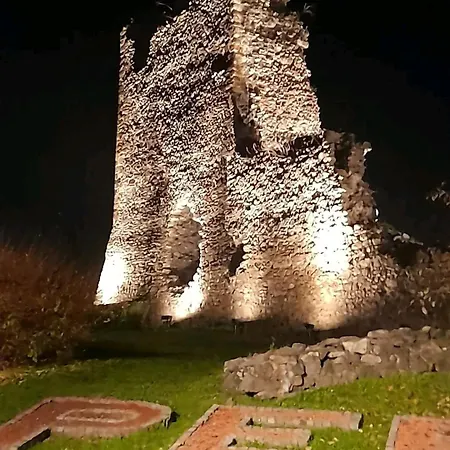 Nataly 2 アパート *